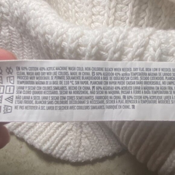 Forever 21 White Knit Cropped Sweater With V-Neck & Long Sleeves Cotton Blend - Picture 7 of 7